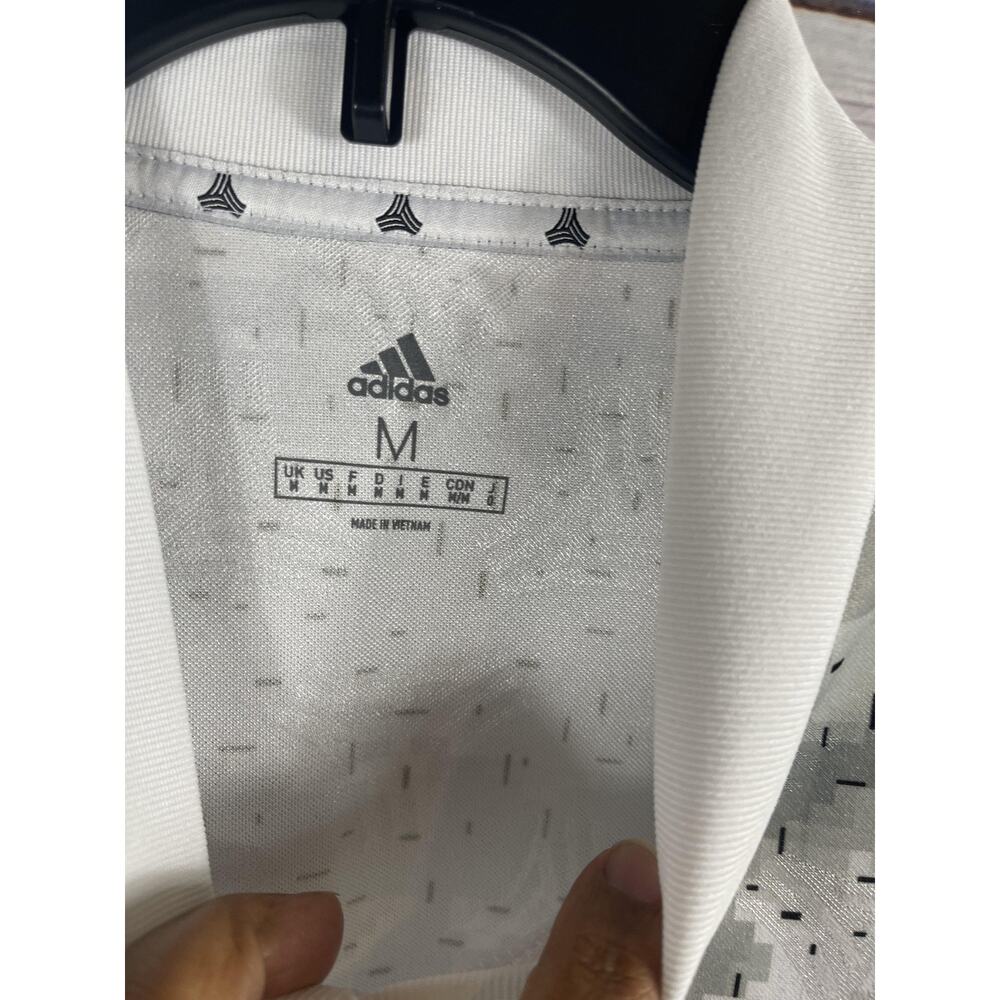 Adidas Shirt Men's SZ M White Gray Tan AOP Jersey Three Stripes Athletic DZ9536 - Picture 5 of 10
